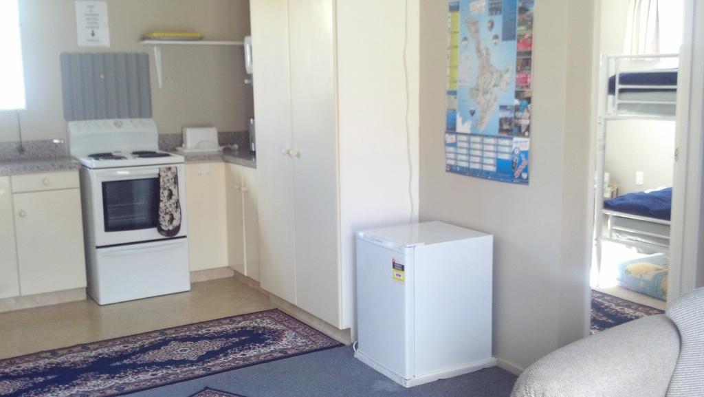 نزل أومارافي Redkettle Backpackers الغرفة الصورة